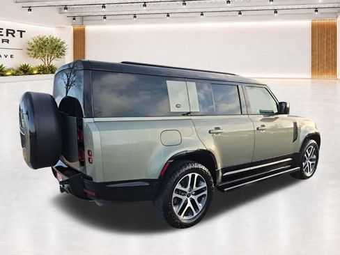 Used 2024 Land Rover Defender 130 X-Dynamic SE AWD/4WD image 11