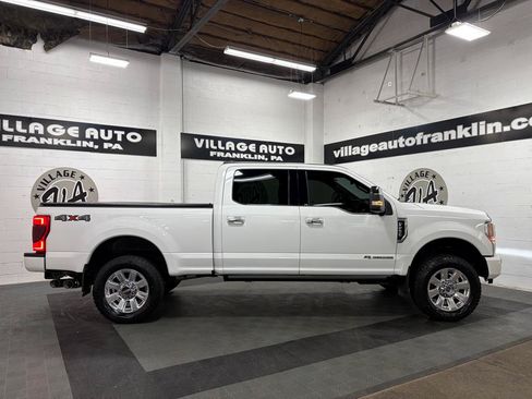 Used 2021 Ford F250 Platinum AWD/4WD image 2
