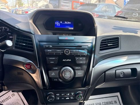 Used 2013 Acura ILX w/ Premium Package image 14