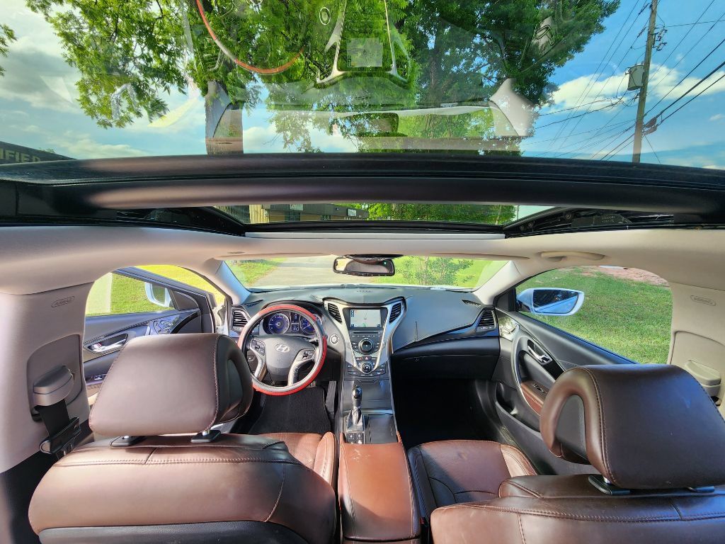 Used 2013 Hyundai Azera w/ Technology Pkg FWD image 11