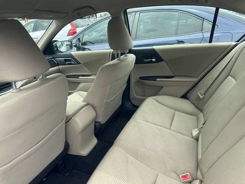 Used 2015 Honda Accord LX image 36