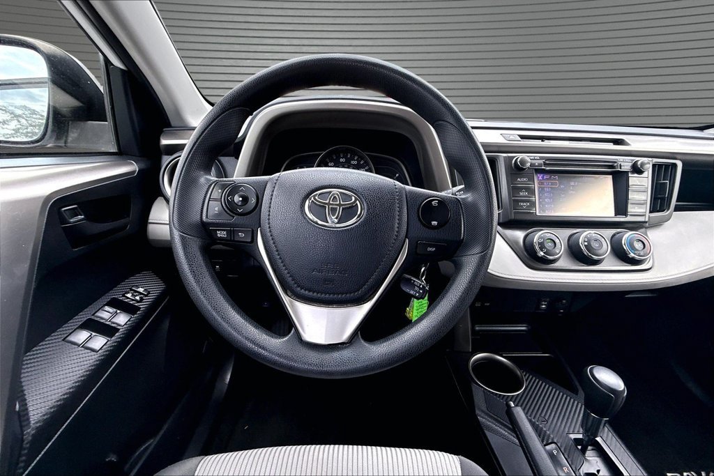 Used 2013 Toyota RAV4 LE FWD image 6