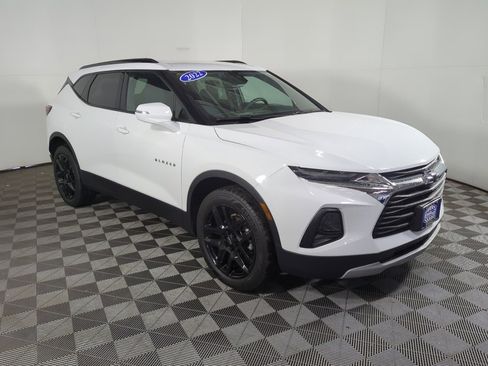 Used 2022 Chevrolet Blazer LT image 2