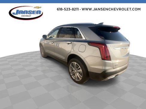 Used 2025 Cadillac XT5 Premium Luxury image 6
