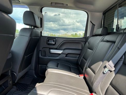 Used 2018 Chevrolet Silverado 1500 LTZ Z71 image 25