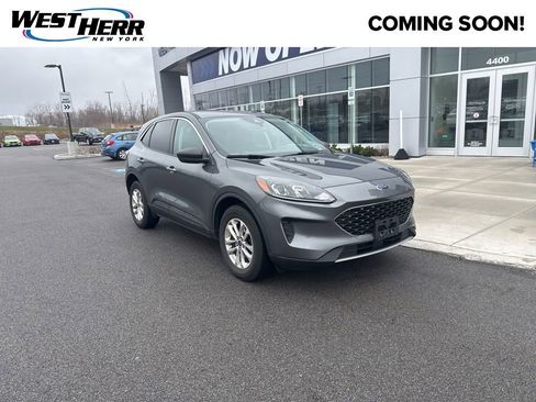 Used 2022 Ford Escape SE w/ Convenience Package image 1