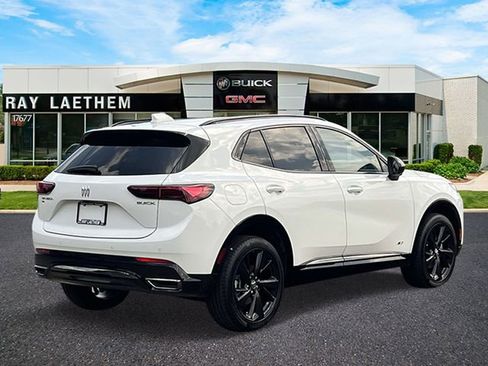 Used 2026 Buick Envision Sport Touring AWD/4WD image 4