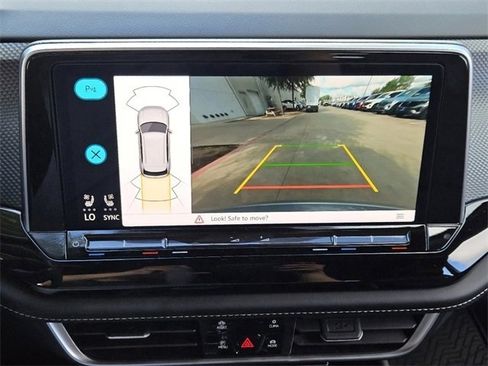 New 2024 Volkswagen Atlas Cross Sport SEL image 13