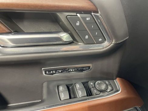 Used 2023 GMC Sierra 1500 Denali Ultimate image 13