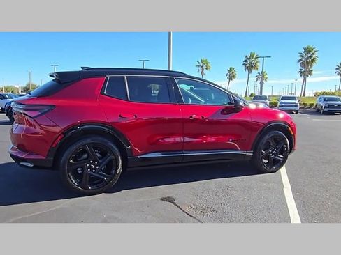 New 2026 Chevrolet Equinox EV RS image 29