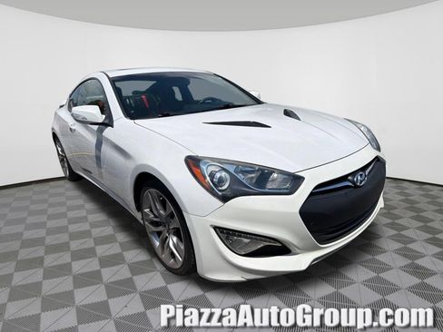 Used 2013 Hyundai Genesis 3.8 RWD image 1