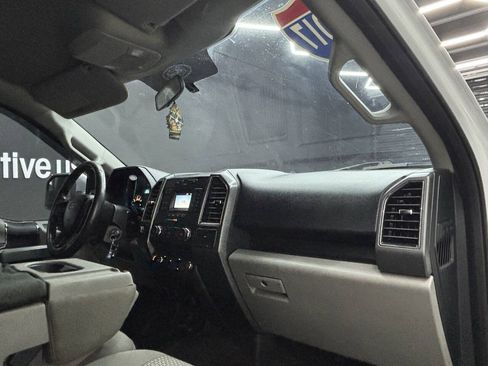 Used 2018 Ford F150 XLT AWD/4WD image 31