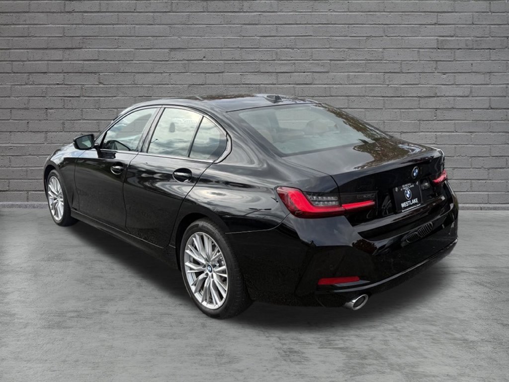 Used 2023 BMW 330i xDrive Sedan w/ Convenience Package AWD/4WD image 5