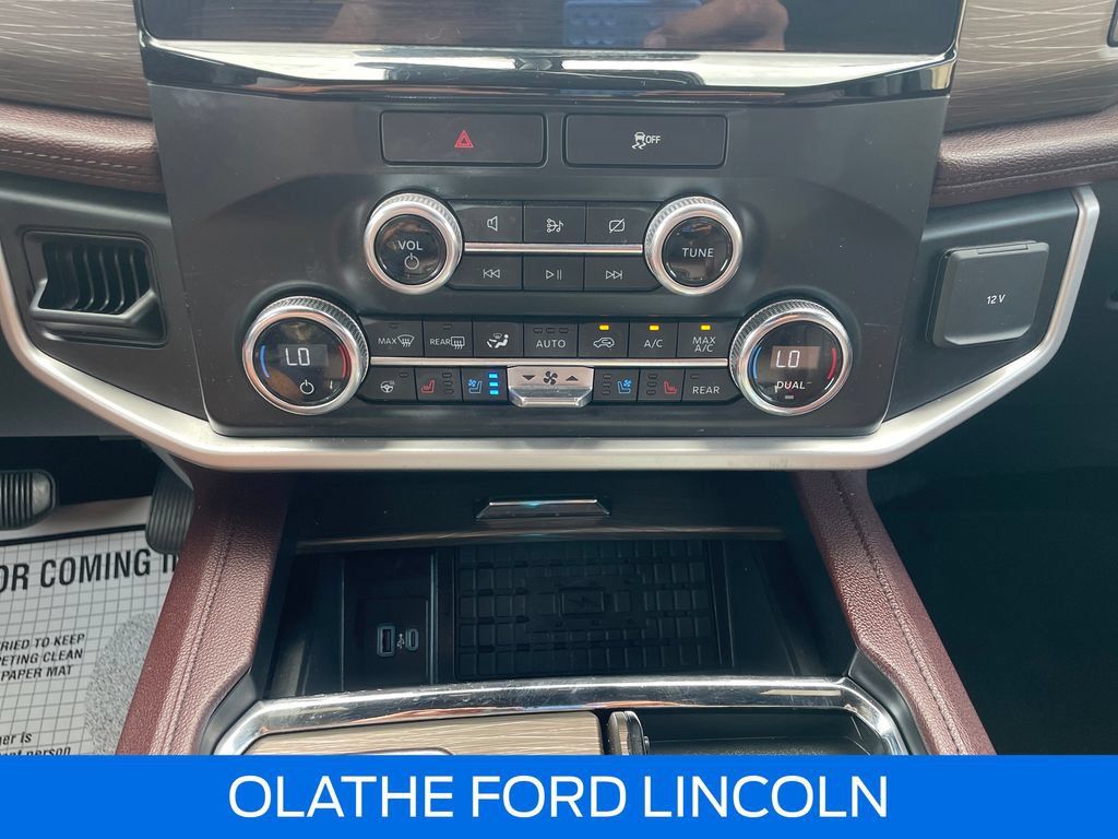 Certified 2022 Ford Expedition Limited AWD/4WD image 25