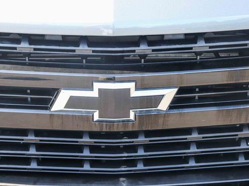Used 2022 Chevrolet Silverado 1500 LT Trail Boss w/ Bed Protection Package AWD/4WD image 13