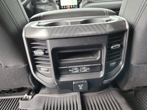New 2025 RAM 2500 Big Horn image 32