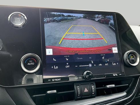 Used 2024 Lexus NX 250 FWD w/ Towing Package (2000 Lbs) image 25