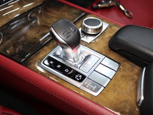 Used 2013 Mercedes-Benz SL 550 image 19