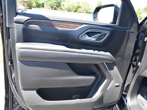 Used 2023 Chevrolet Tahoe High Country w/ Premium Package 2 AWD/4WD image 24