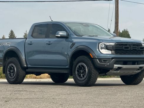 Certified 2025 Ford Ranger Raptor AWD/4WD image 9