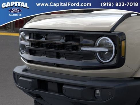 New 2025 Ford Bronco Outer Banks image 19
