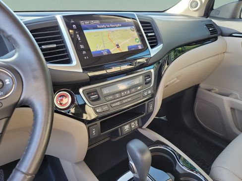Used 2019 Honda Ridgeline RTL-E image 24