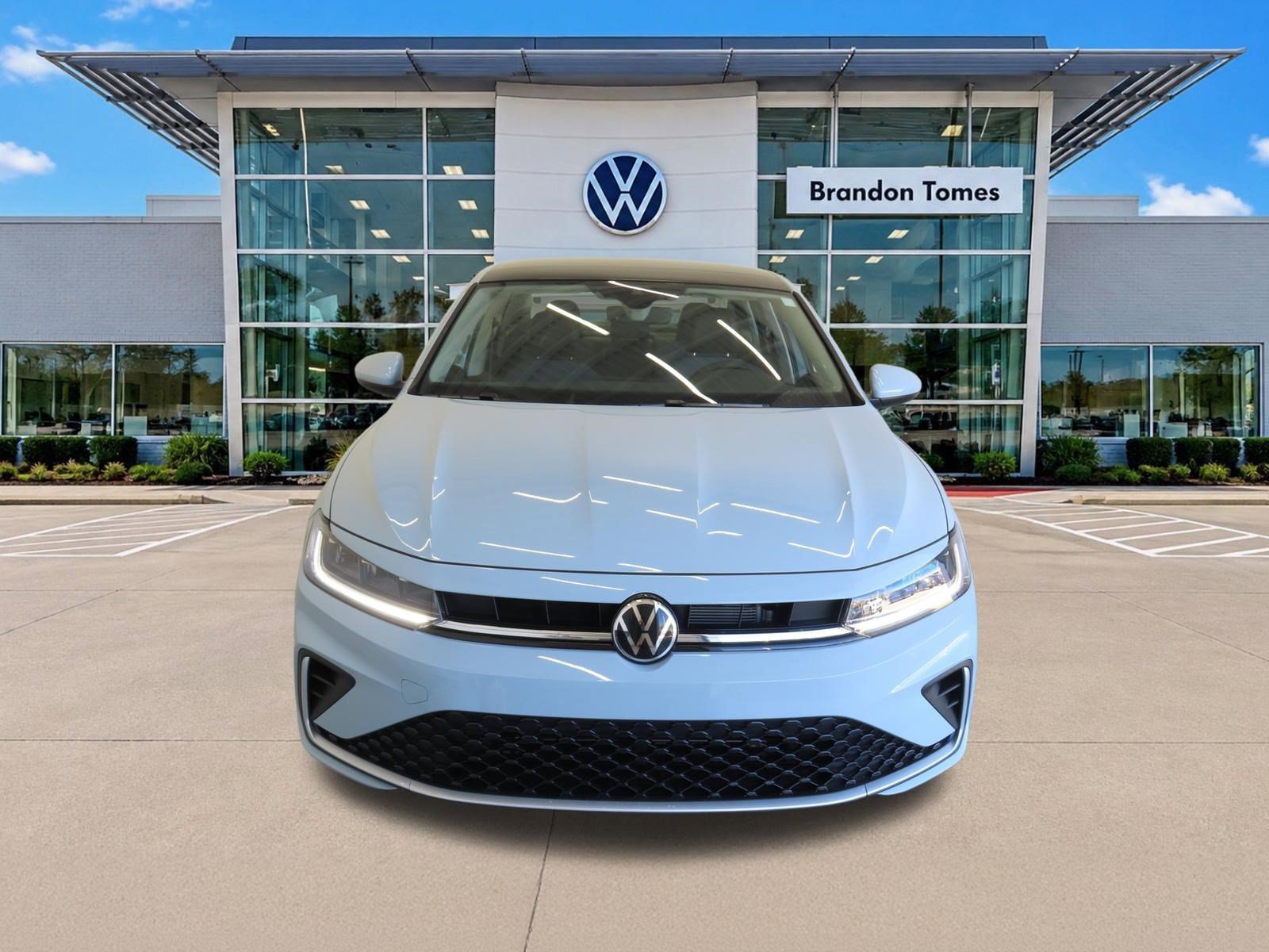 Used 2026 Volkswagen Jetta SE FWD image 9