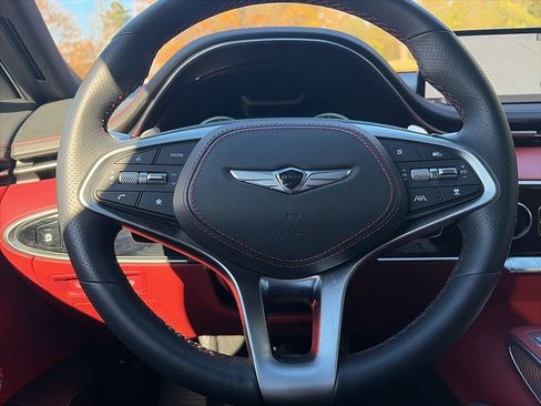 Used 2025 Genesis GV70 2.5T Sport Prestige w/ Sport Prestige Package image 11