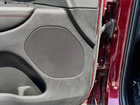 Used 2023 Dodge Durango GT RWD image 19
