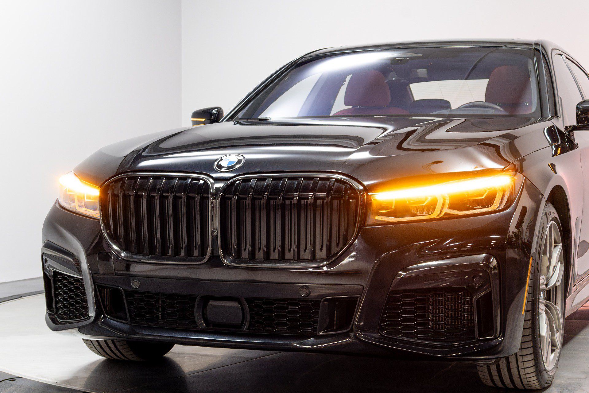 Used 2022 BMW M760i xDrive AWD/4WD image 85