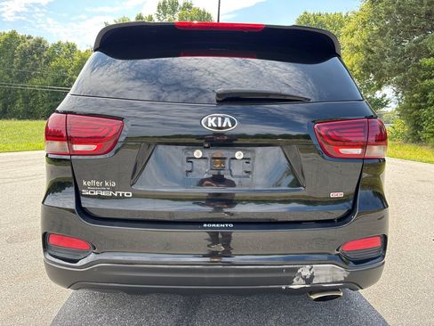 Used 2019 Kia Sorento L FWD image 4