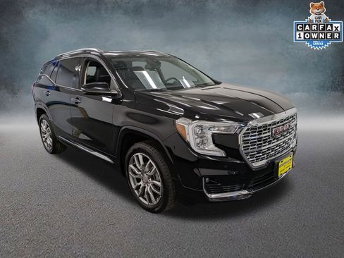 Used 2023 GMC Terrain Denali AWD/4WD image 3
