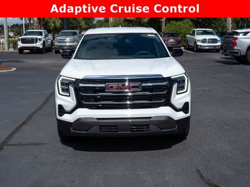 New 2026 GMC Terrain Elevation w/ LPO, Floor Liner Package image 8