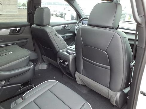 New 2026 Buick Enclave Preferred w/ Power Package AWD/4WD image 23