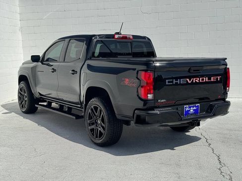 Used 2025 Chevrolet Colorado Z71 w/ Technology Package AWD/4WD image 12