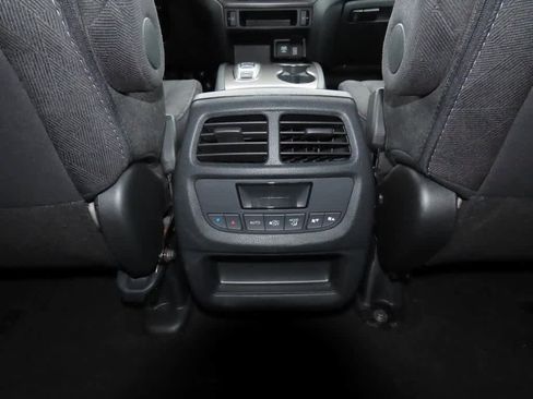 Certified 2022 Honda Pilot Sport image 22