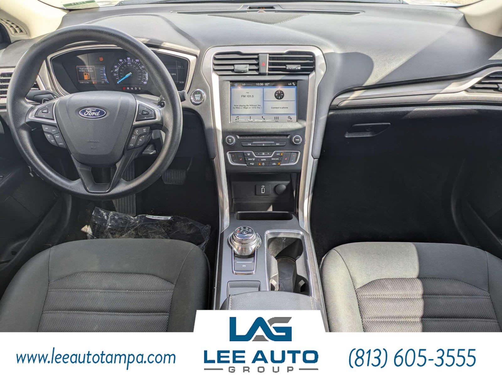 Used 2018 Ford Fusion SE w/ Fusion SE Technology Package FWD image 14