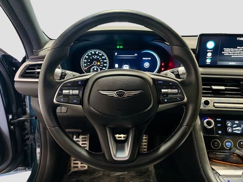 Used 2025 Genesis G70 3.3T Advanced RWD image 11