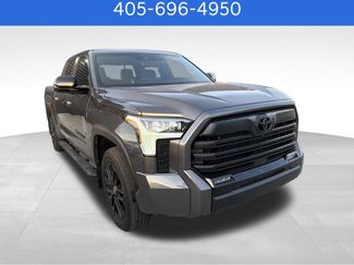 Used 2025 Toyota Tundra Limited AWD/4WD video 3