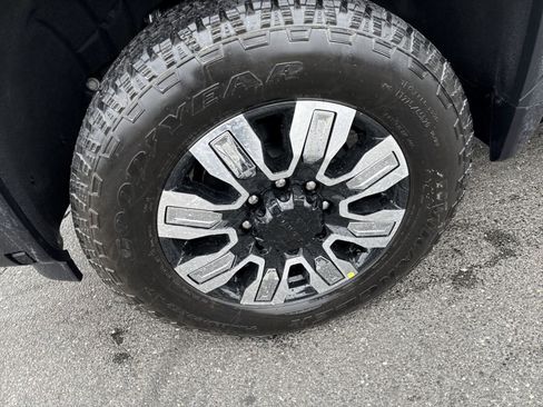 New 2026 GMC Sierra 3500 Denali w/ Denali Reserve Package image 8