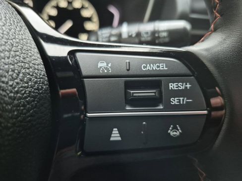 Certified 2025 Honda Pilot Sport image 22