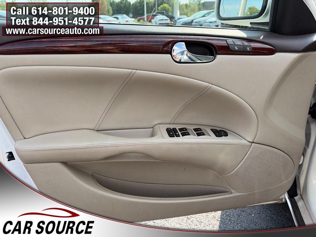 Used 2009 Buick Lucerne CXL w/ Driver Confidence Package FWD image 15