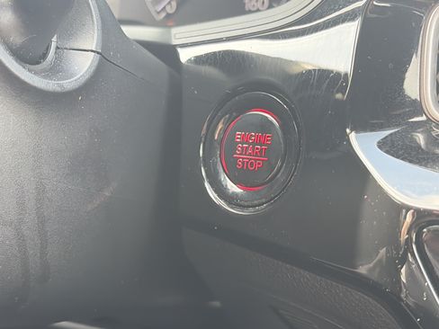 Certified 2025 Honda Civic Sport image 28
