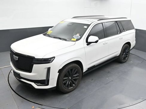 Used 2021 Cadillac Escalade Sport w/ Driver Assist Tech Package AWD/4WD image 45