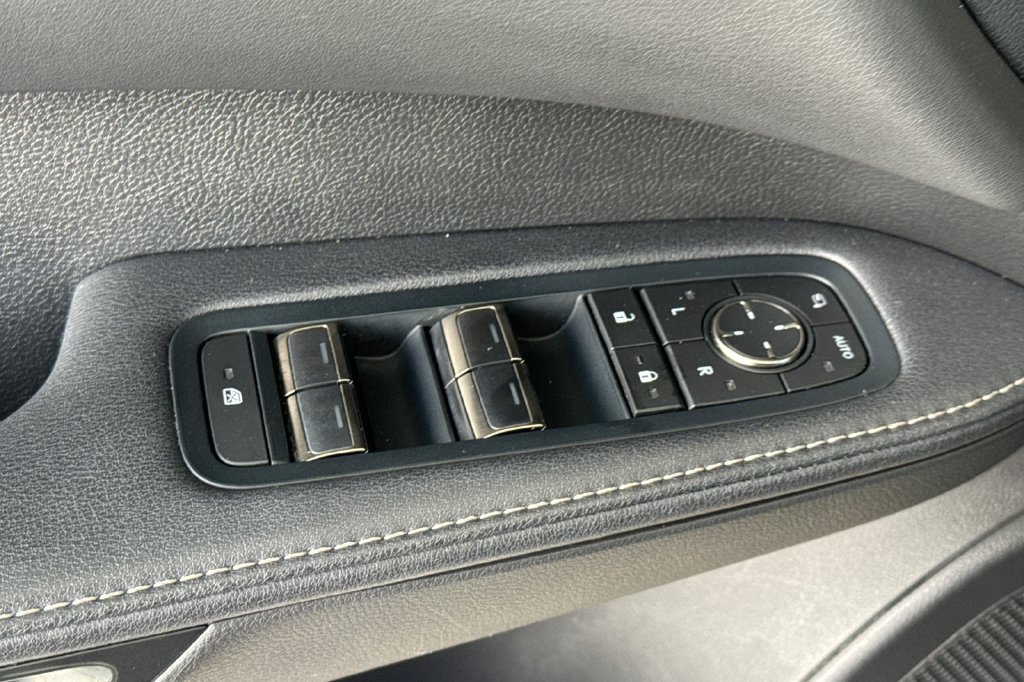 Used 2025 Lexus RX 350h w/ Convenience Package AWD/4WD image 14