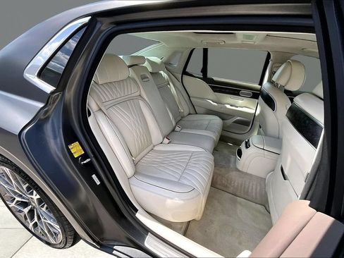 Used 2023 Genesis G90 3.5T AWD/4WD image 27