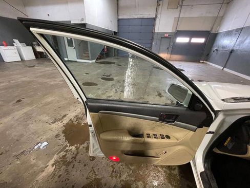 Used 2010 Hyundai Sonata GLS image 22