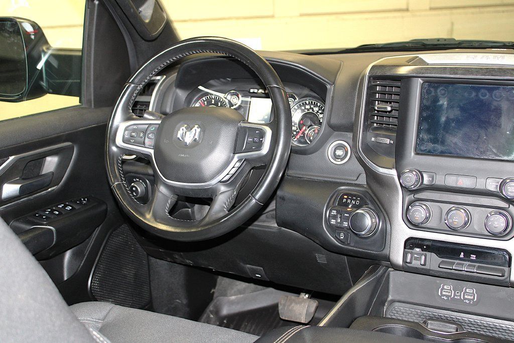 Used 2021 RAM 1500 Big Horn AWD/4WD image 14