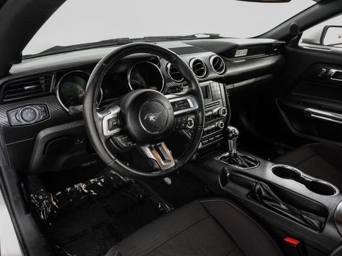 Used 2016 Ford Mustang Coupe w/ Equipment Group 051A RWD image 2