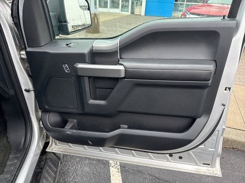 Used 2016 Ford F150 XLT w/ Equipment Group 302A Luxury image 34